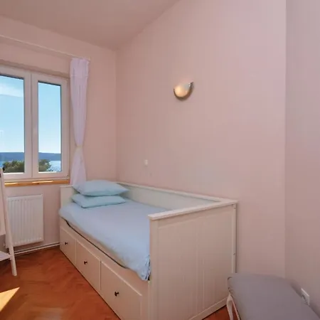 3 Bedroom Nice In * Split