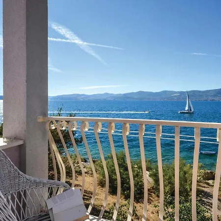 3 Bedroom Nice In Split