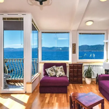 3 Bedroom Nice In Split