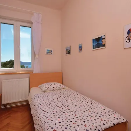 3 Bedroom Nice In * Split